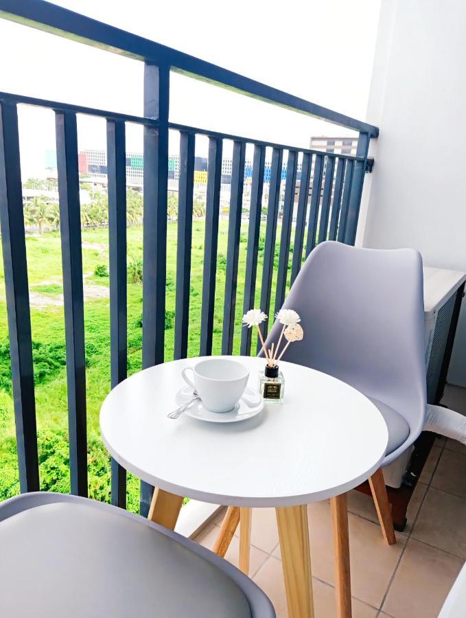 Shore 2 Residences 1Br Deluxe Room In Moa Complex Manilla Buitenkant foto