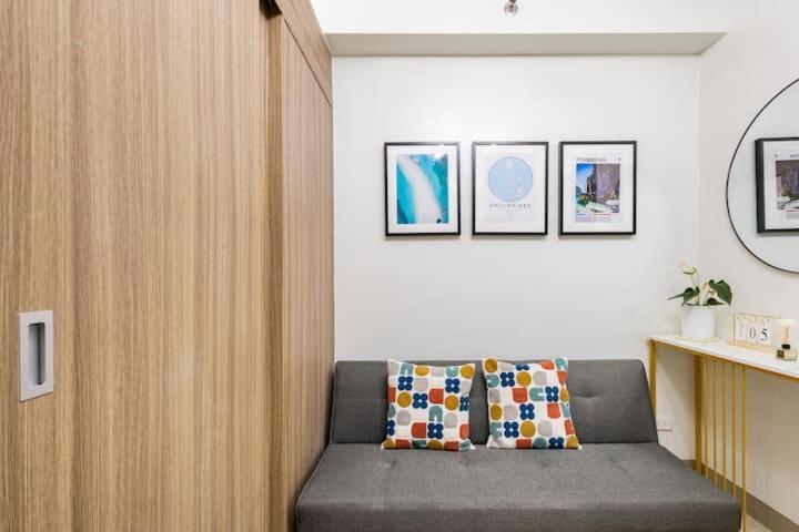 Shore 2 Residences 1Br Deluxe Room In Moa Complex Manilla Buitenkant foto