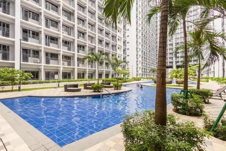 Shore 2 Residences 1Br Deluxe Room In Moa Complex Manilla Buitenkant foto