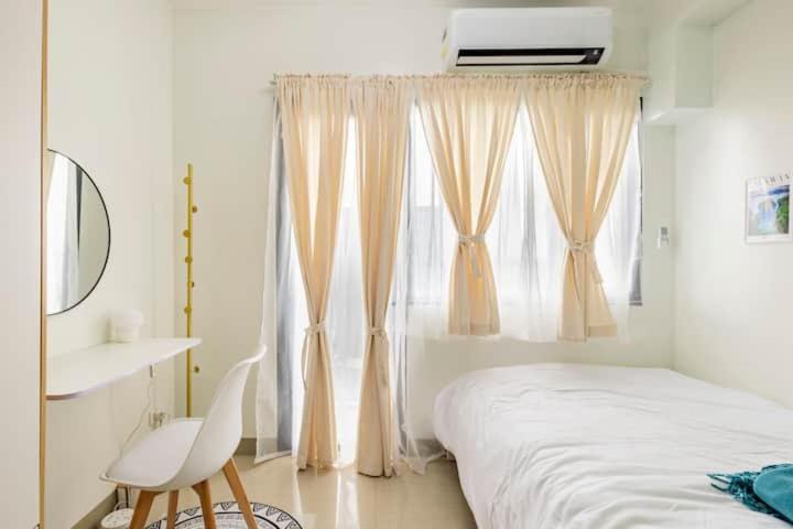 Shore 2 Residences 1Br Deluxe Room In Moa Complex Manilla Buitenkant foto