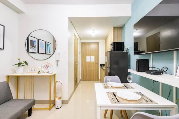 Shore 2 Residences 1Br Deluxe Room In Moa Complex Manilla Buitenkant foto