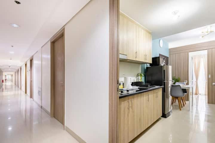 Shore 2 Residences 1Br Deluxe Room In Moa Complex Manilla Buitenkant foto